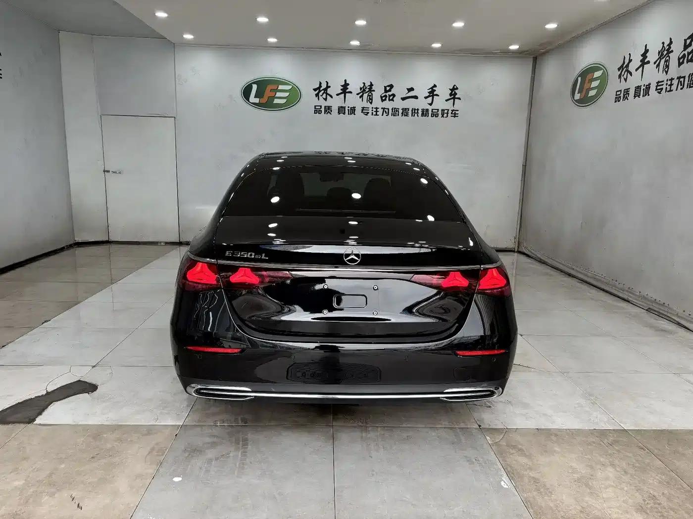 Mercedes-Benz E-Class PHEV 2024 E 350 e L Plug-in Hybrid Sedan — миниатюра 6