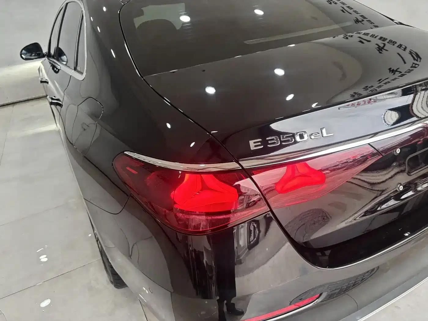 Mercedes-Benz E-Class PHEV 2024 E 350 e L Plug-in Hybrid Sedan — миниатюра 9