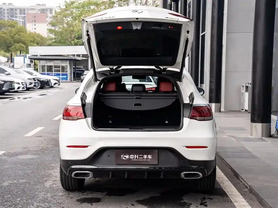 2020 Mercedes-Benz GLC Coupe, GLC 300 4MATIC Coupe SUV — миниатюра 12