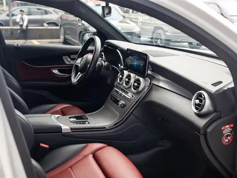 2020 Mercedes-Benz GLC Coupe, GLC 300 4MATIC Coupe SUV — миниатюра 17