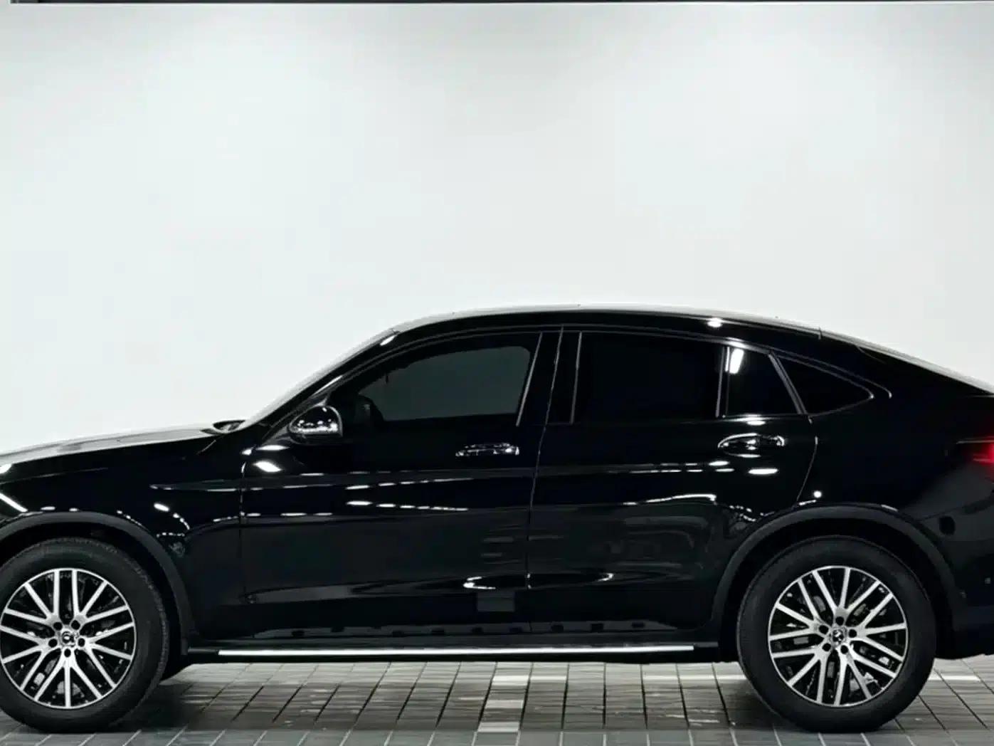 2021 Mercedes-Benz GLC Coupe, GLC 300 4MATIC Coupe SUV — миниатюра 5