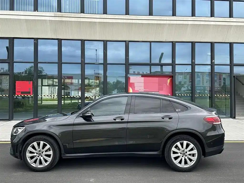 Mercedes-Benz GLC Coupe 2021 GLC 260 4MATIC Coupe SUV — миниатюра 6