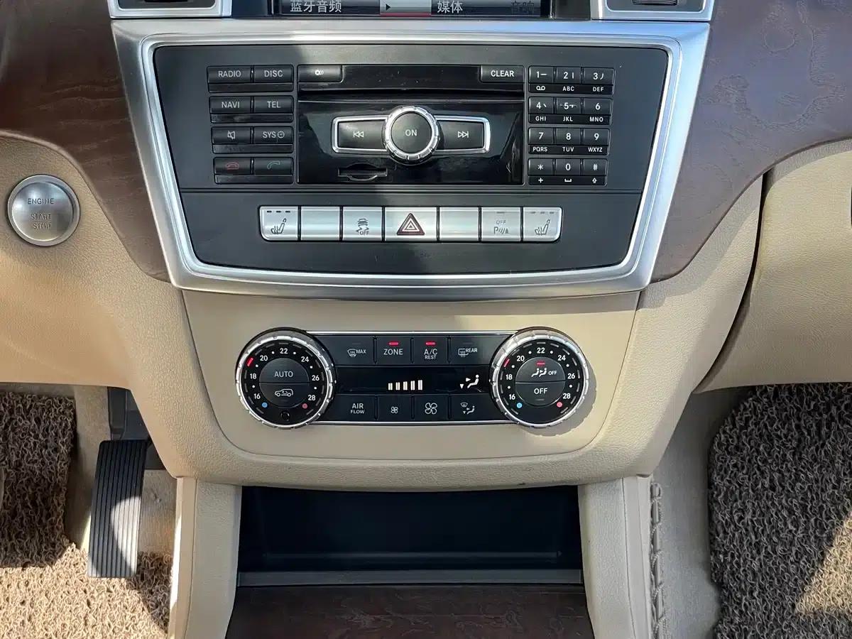 Mercedes-Benz GL-Class 2013 GL 500 4MATIC — миниатюра 13