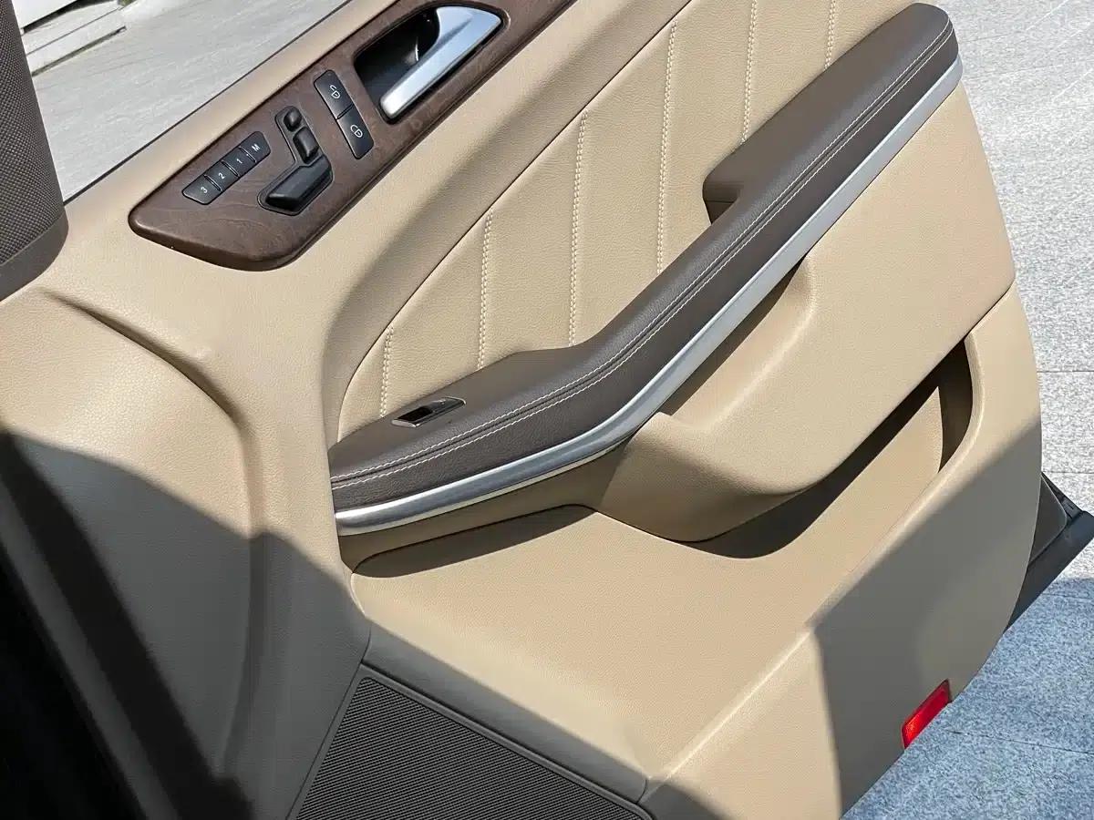 Mercedes-Benz GL-Class 2013 GL 500 4MATIC — миниатюра 26