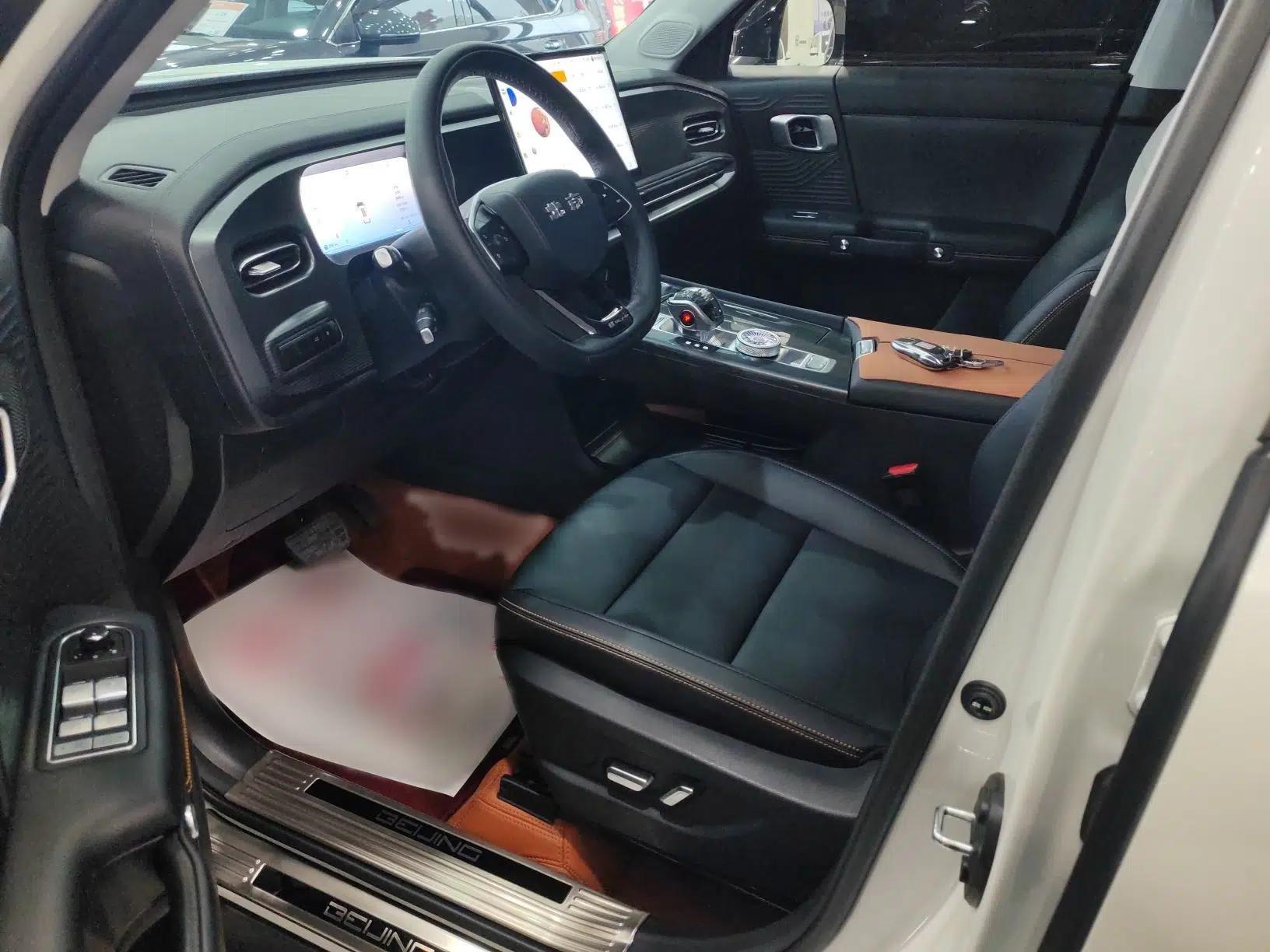 BAIC Off-Road BJ30 2024 1.5T Light Wilderness Pro Edition — миниатюра 12