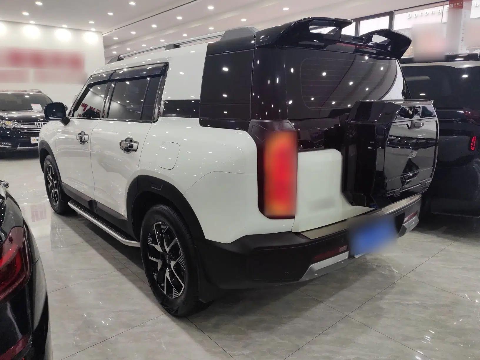 BAIC Off-Road BJ30 2024 1.5T Light Wilderness Pro Edition — миниатюра 3