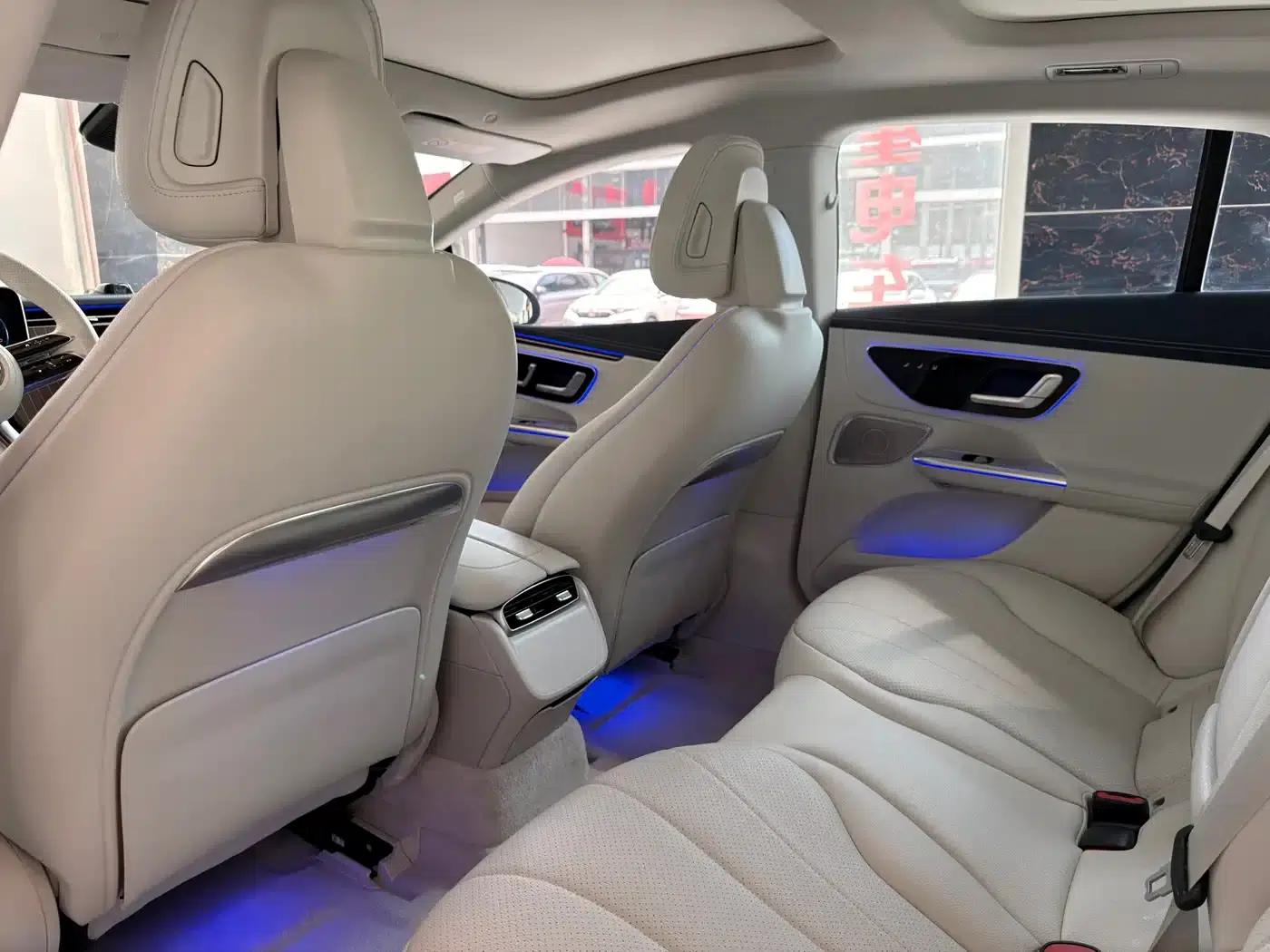 Mercedes-Benz EQE 2022 350 Luxury Edition — миниатюра 9