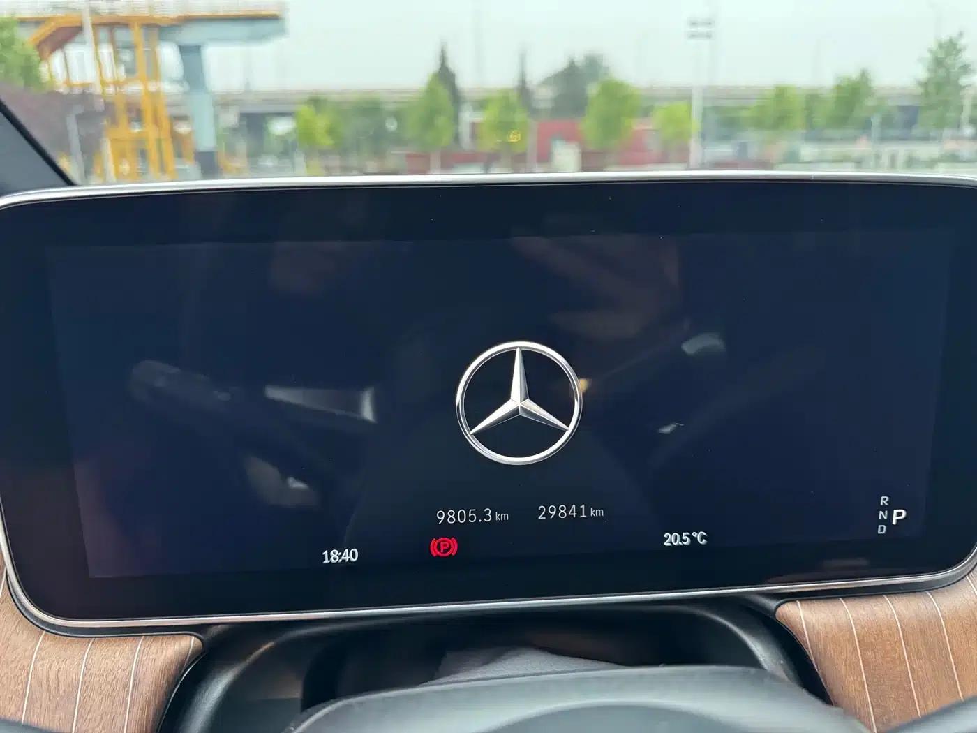 Mercedes-Benz EQE 2022 350 Pioneer Edition — миниатюра 12