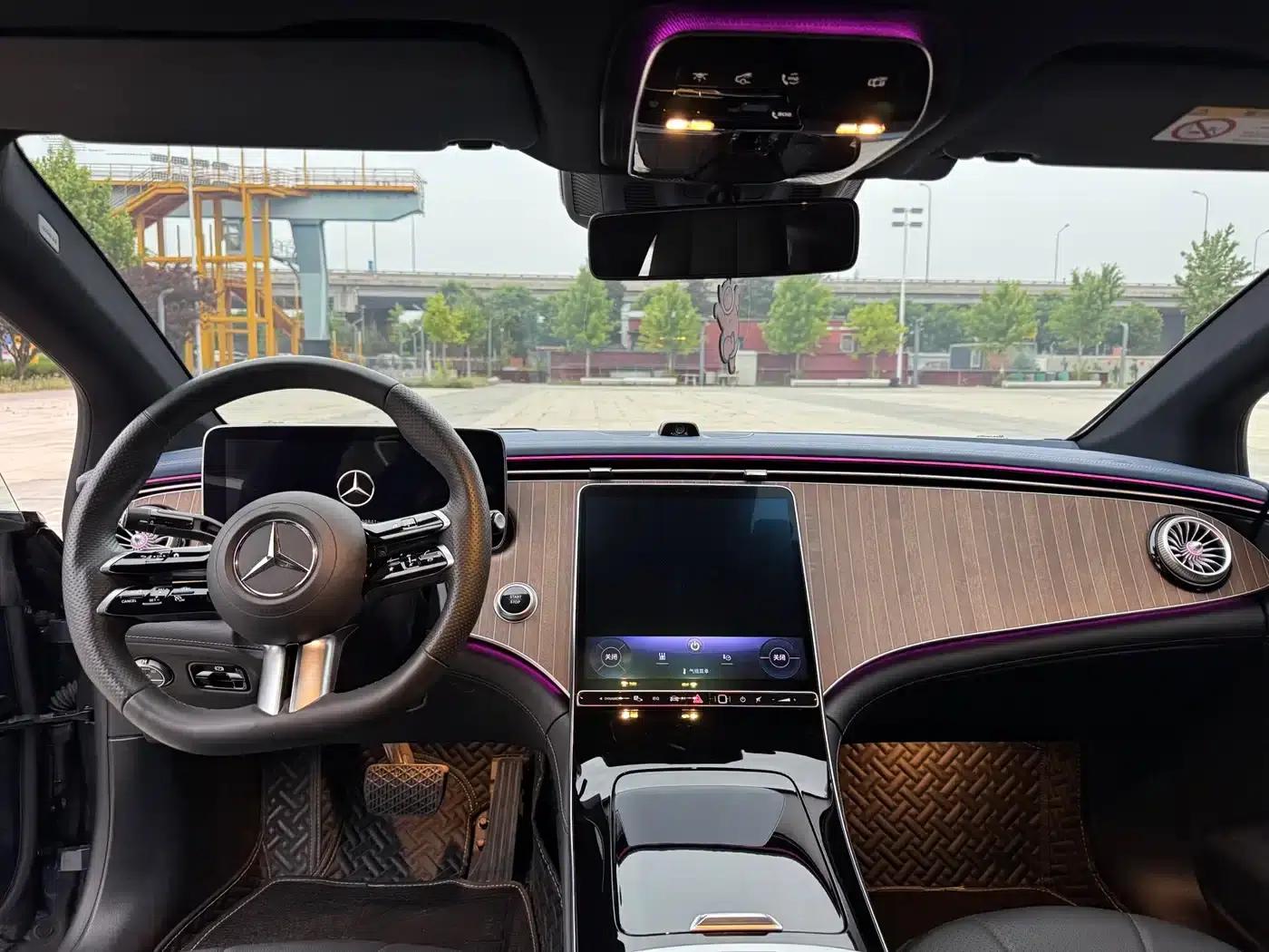 Mercedes-Benz EQE 2022 350 Pioneer Edition — миниатюра 10