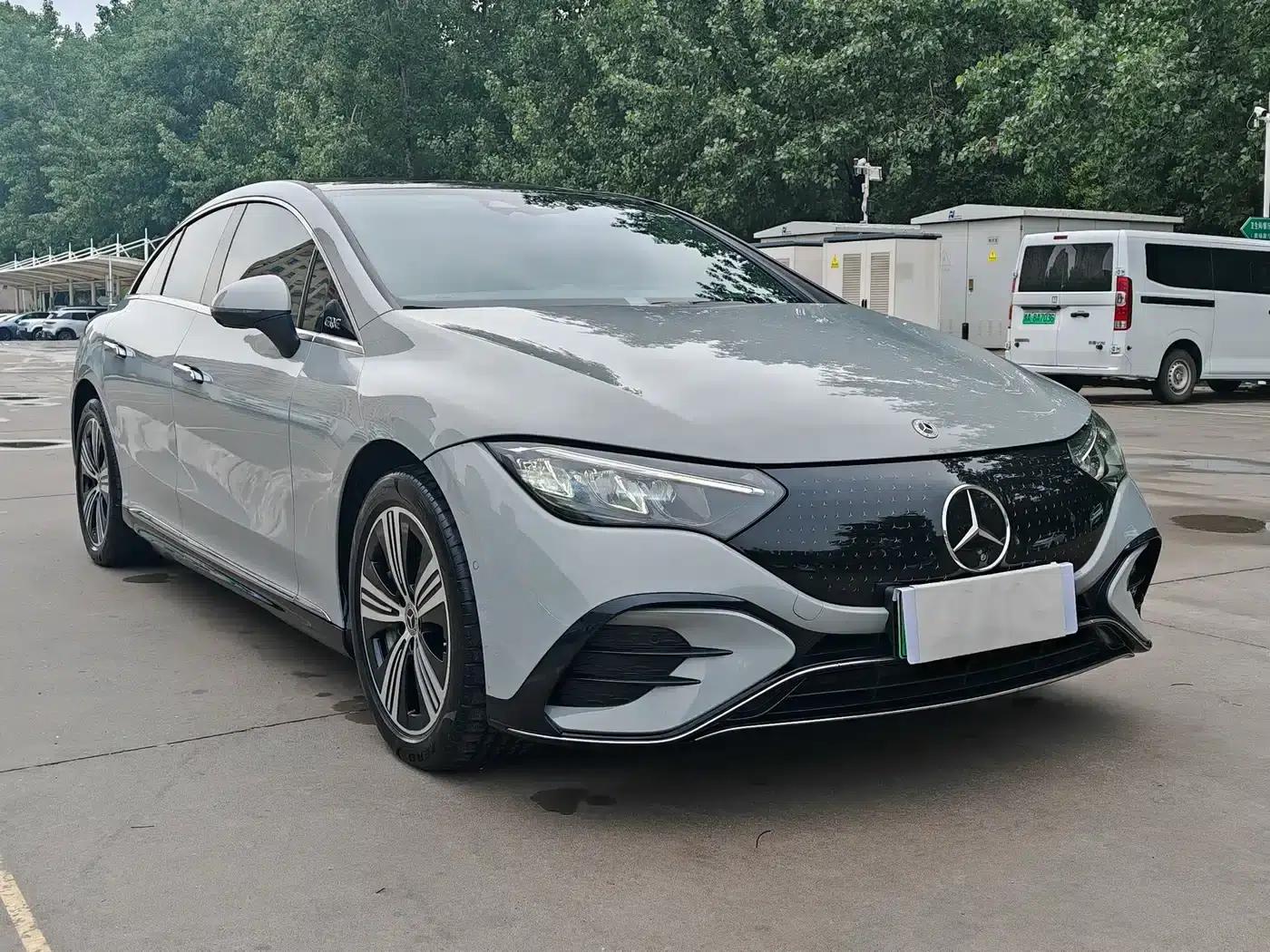 Mercedes-Benz EQE 2022 350 Luxury Edition — миниатюра 2
