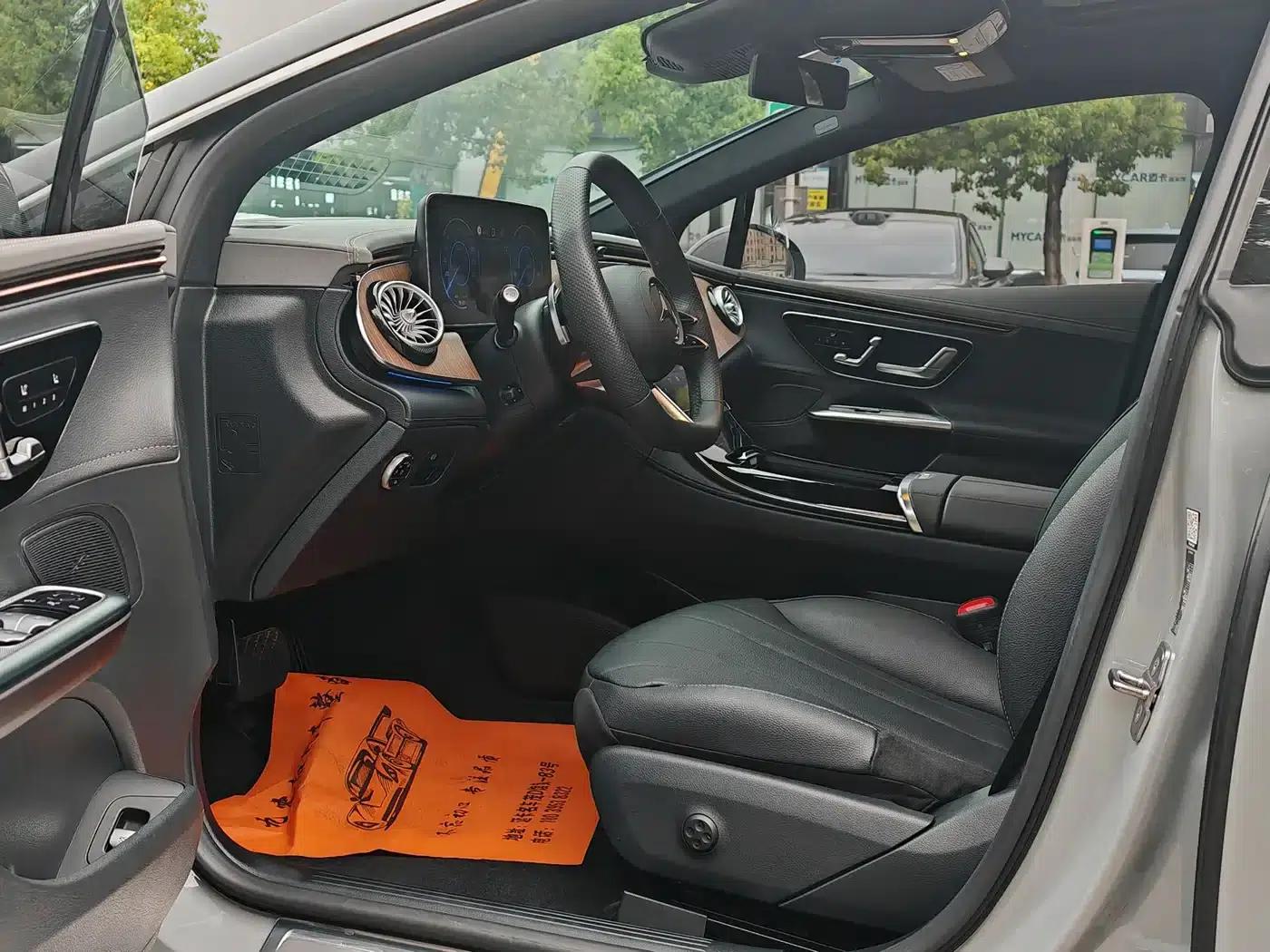 Mercedes-Benz EQE 2022 350 Luxury Edition — миниатюра 6