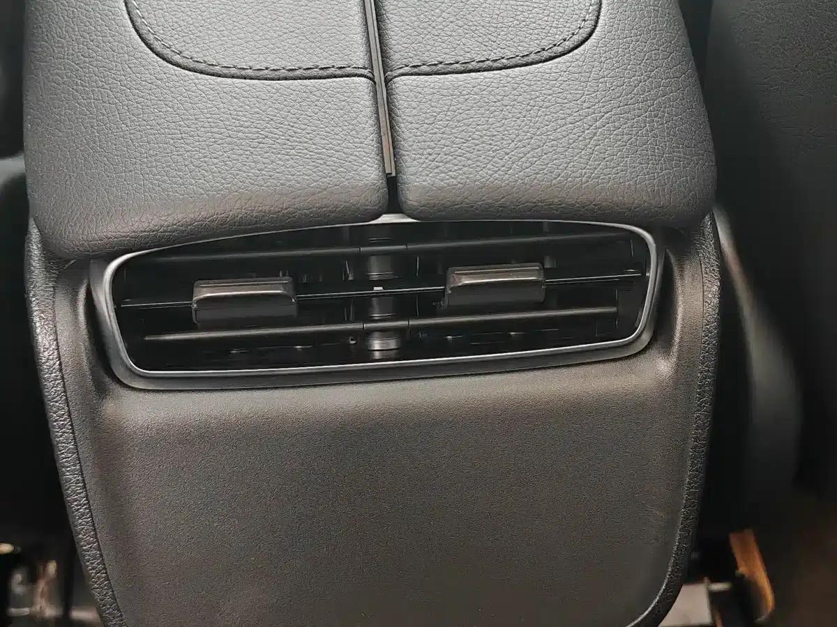 Mercedes-Benz EQE 2022 350 Luxury Edition — миниатюра 9