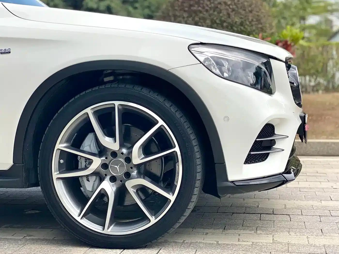 2017 Mercedes-Benz GLC AMG 43 4MATIC Special Edition — миниатюра 18