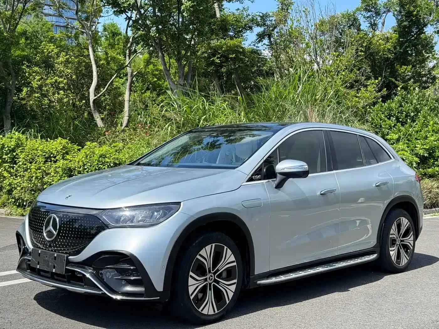 Mercedes-Benz EQE SUV 2023 350 4MATIC Luxury Edition — миниатюра 1