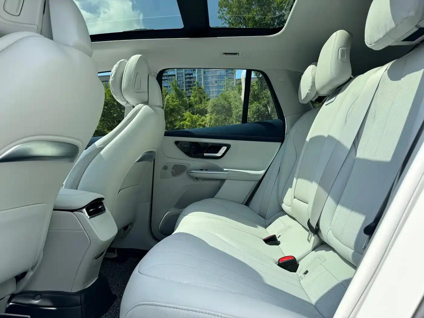 Mercedes-Benz EQE SUV 2023 350 4MATIC Luxury Edition — миниатюра 13
