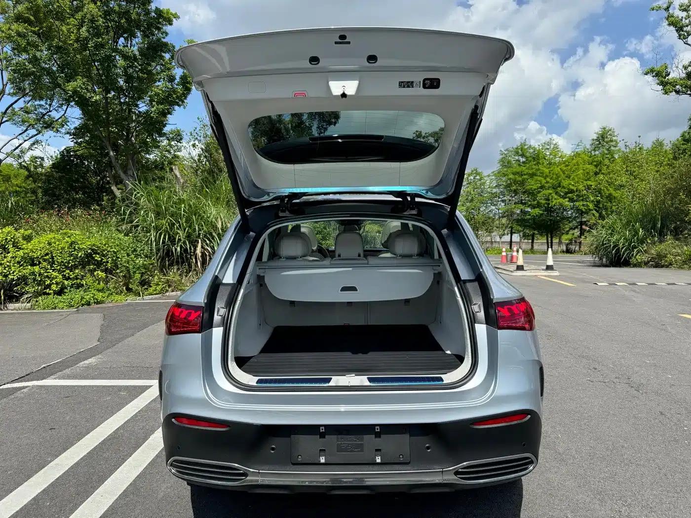 Mercedes-Benz EQE SUV 2023 350 4MATIC Luxury Edition — миниатюра 19