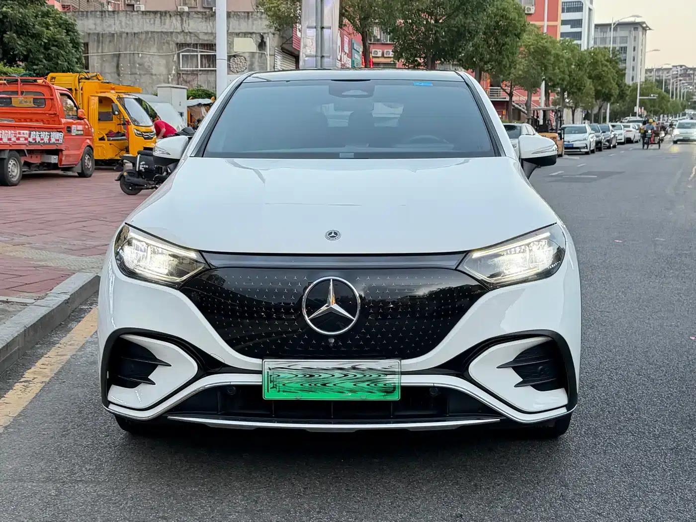 Mercedes-Benz EQE SUV 2024 350 4MATIC Pioneer Edition — миниатюра 2