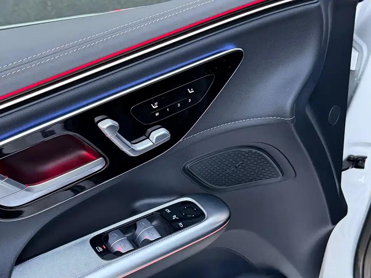 Mercedes-Benz EQE SUV 2024 350 4MATIC Pioneer Edition — миниатюра 9