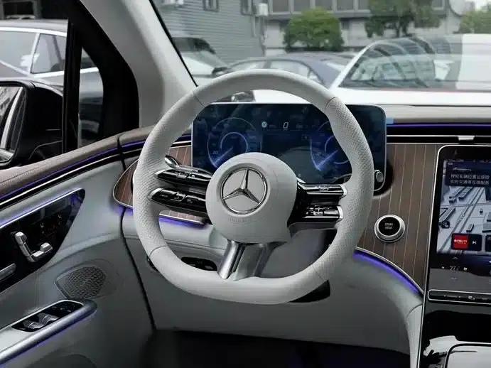 Mercedes-Benz EQE SUV 2024 500 4MATIC Luxury Edition — миниатюра 17