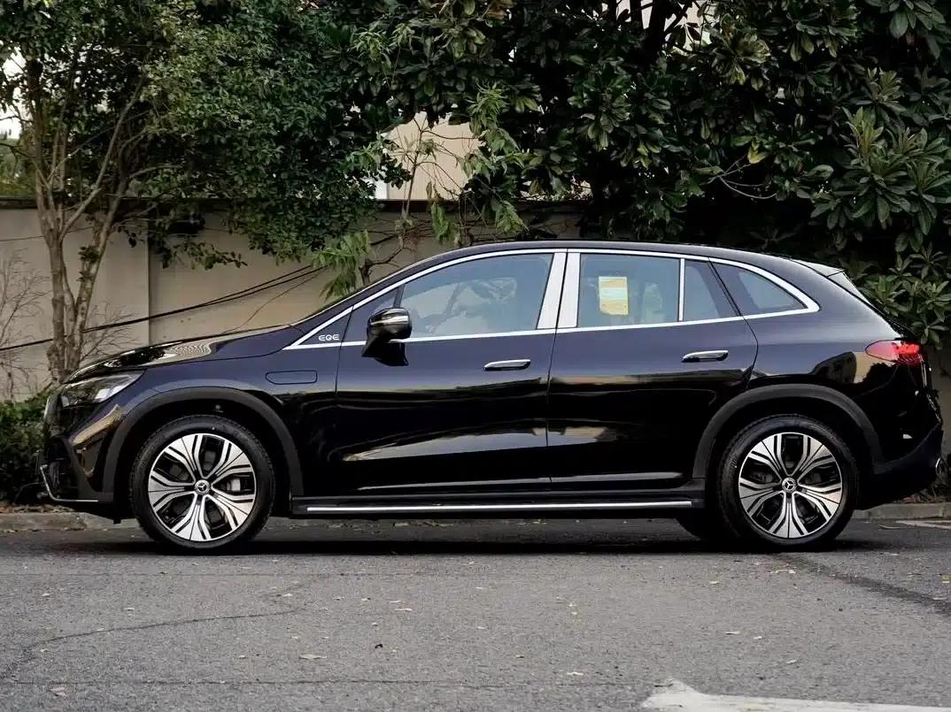 Mercedes-Benz EQE SUV 2024 500 4MATIC Luxury Edition — миниатюра 3