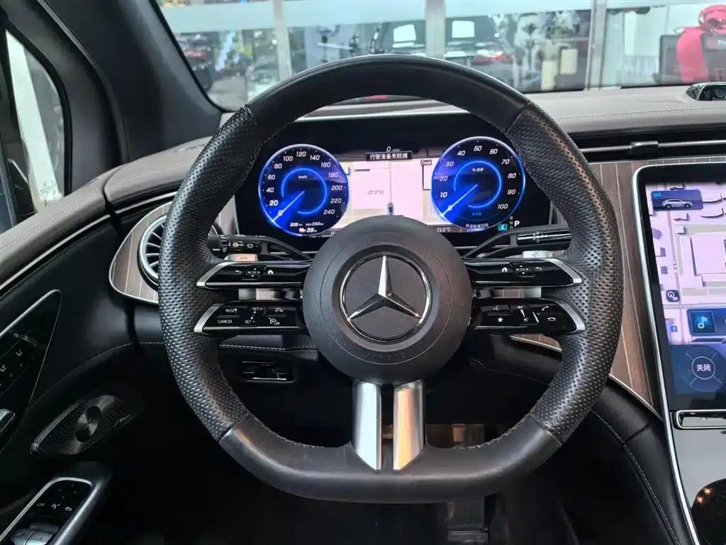 Mercedes-Benz EQE SUV 2024 500 4MATIC Luxury Edition — миниатюра 6
