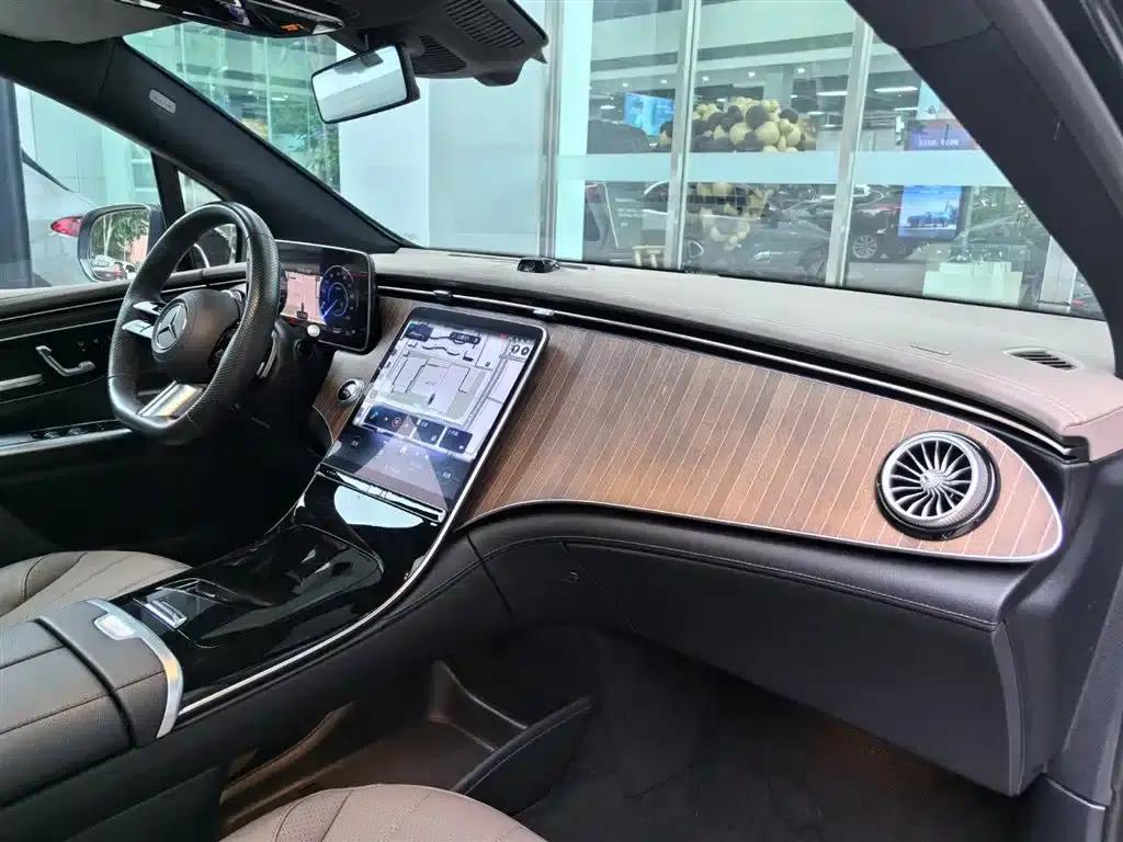 Mercedes-Benz EQE SUV 2024 500 4MATIC Luxury Edition — миниатюра 8