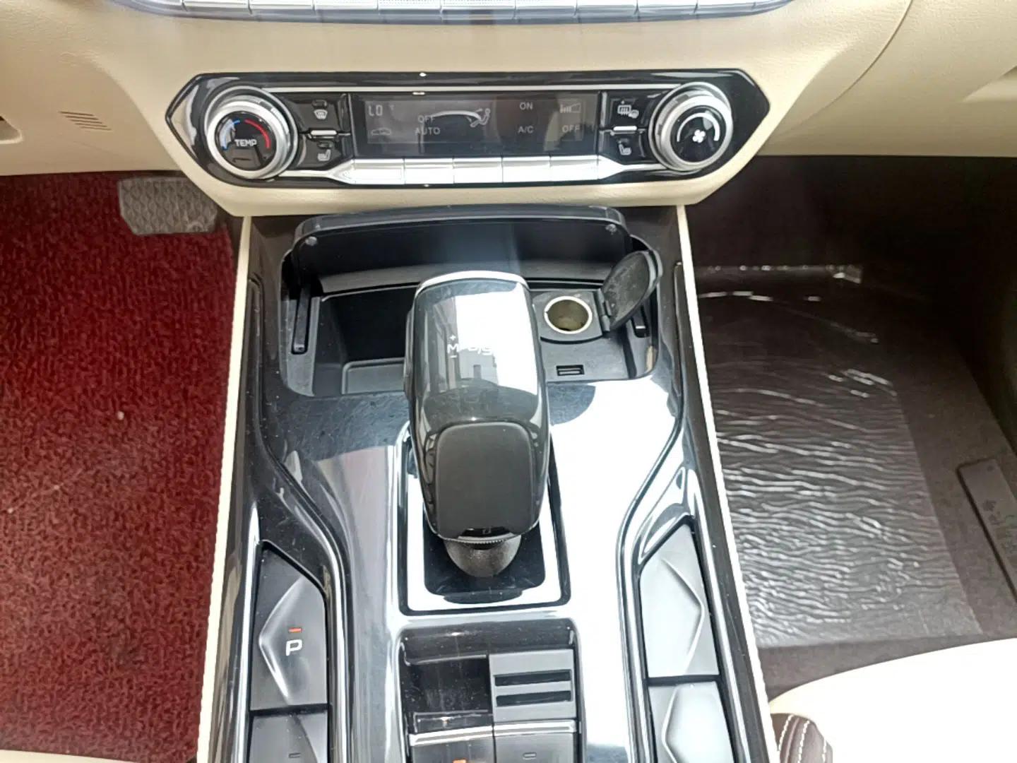 Bestune T77 2020 PRO 280 TID Automatic Luxury Model — миниатюра 16
