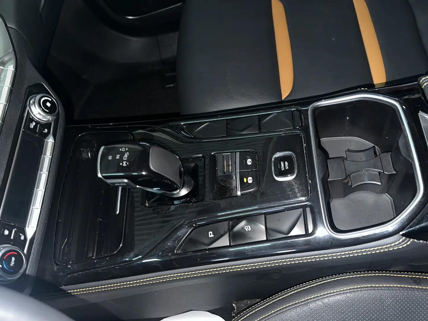 Bestune T77 2020 PRO 280 TID Automatic Luxury Model — миниатюра 15