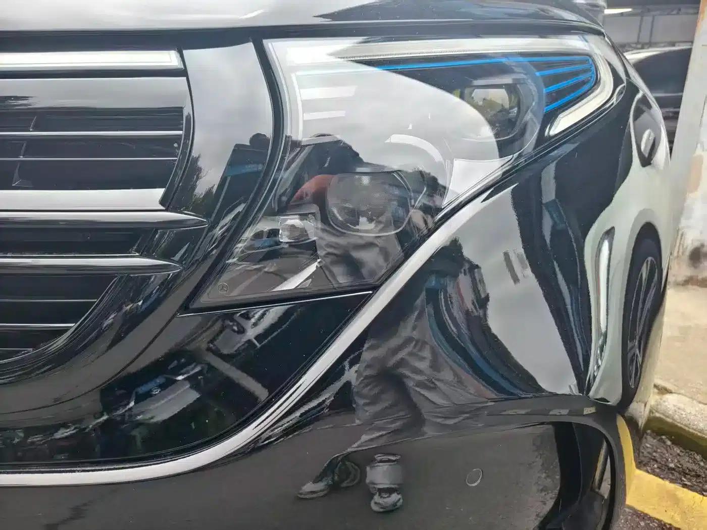 Mercedes-Benz EQC 2021 Model EQC 400 4MATIC — миниатюра 4