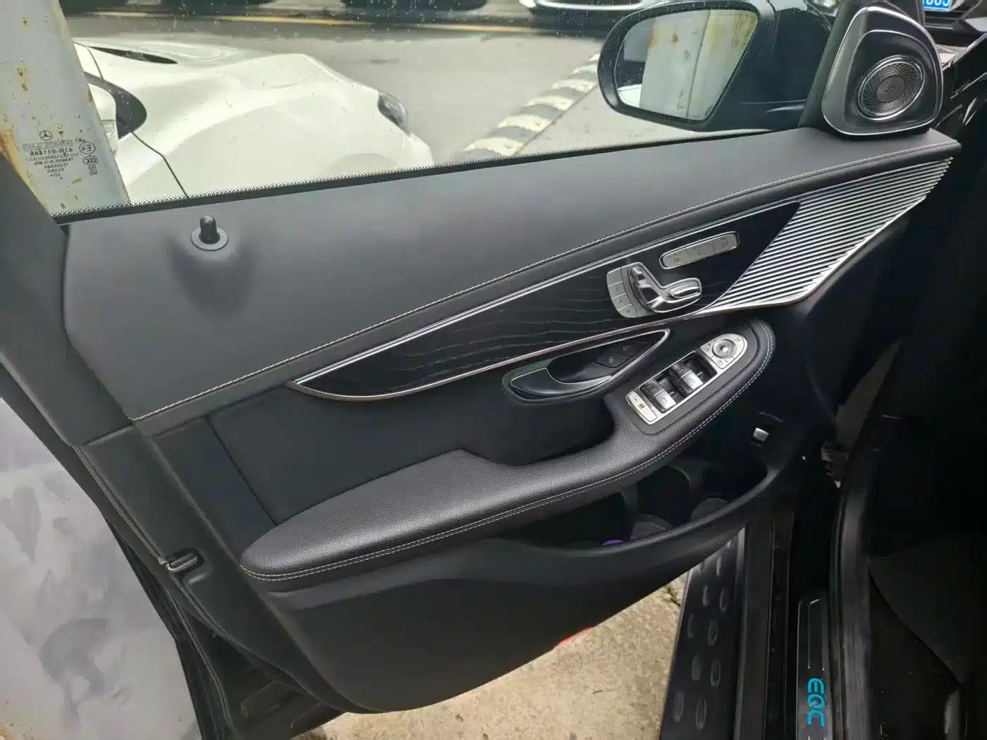 Mercedes-Benz EQC 2021 Model EQC 400 4MATIC — миниатюра 6