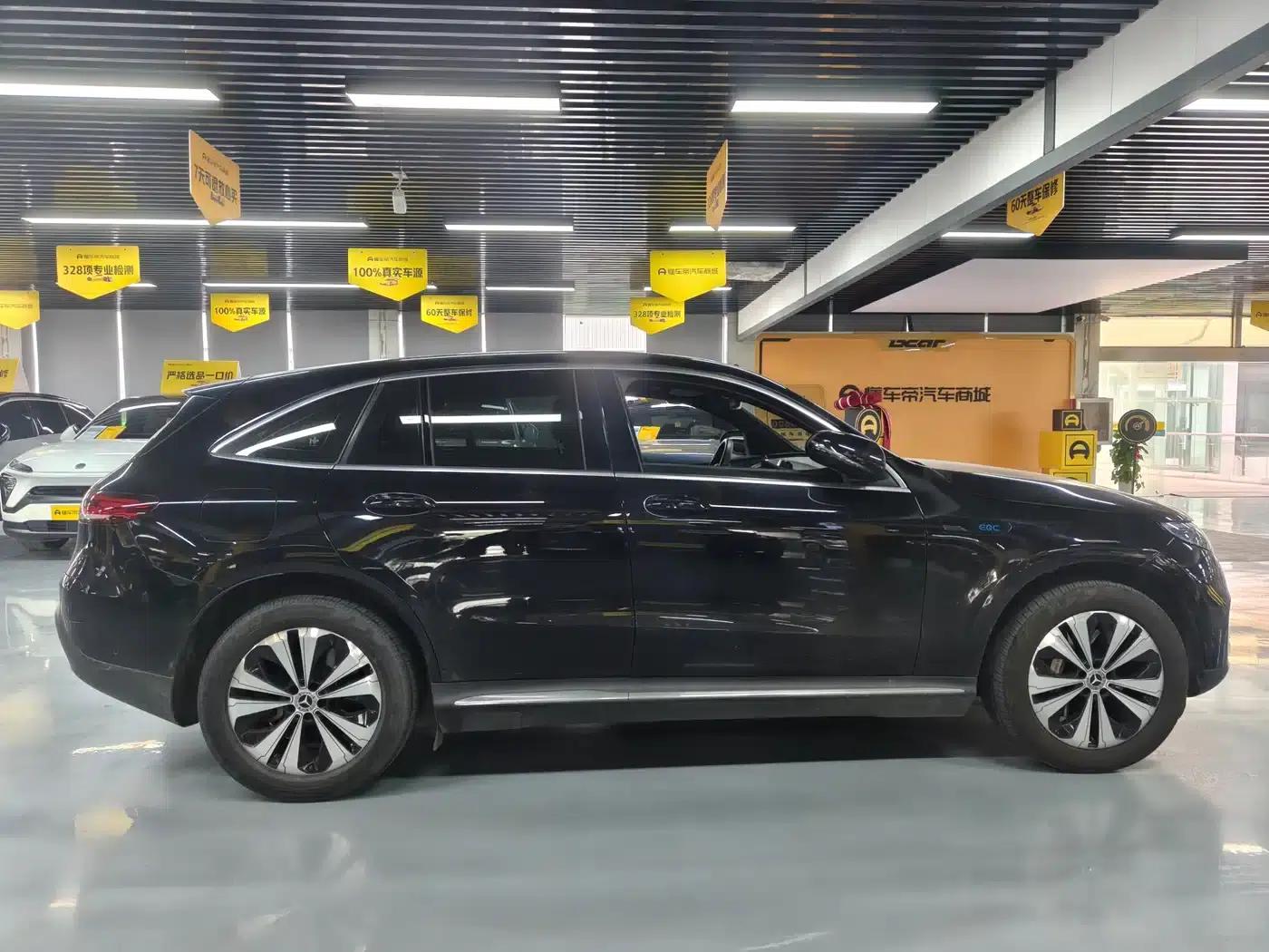 Mercedes-Benz EQC 2021 Model EQC 350 4MATIC — миниатюра 4
