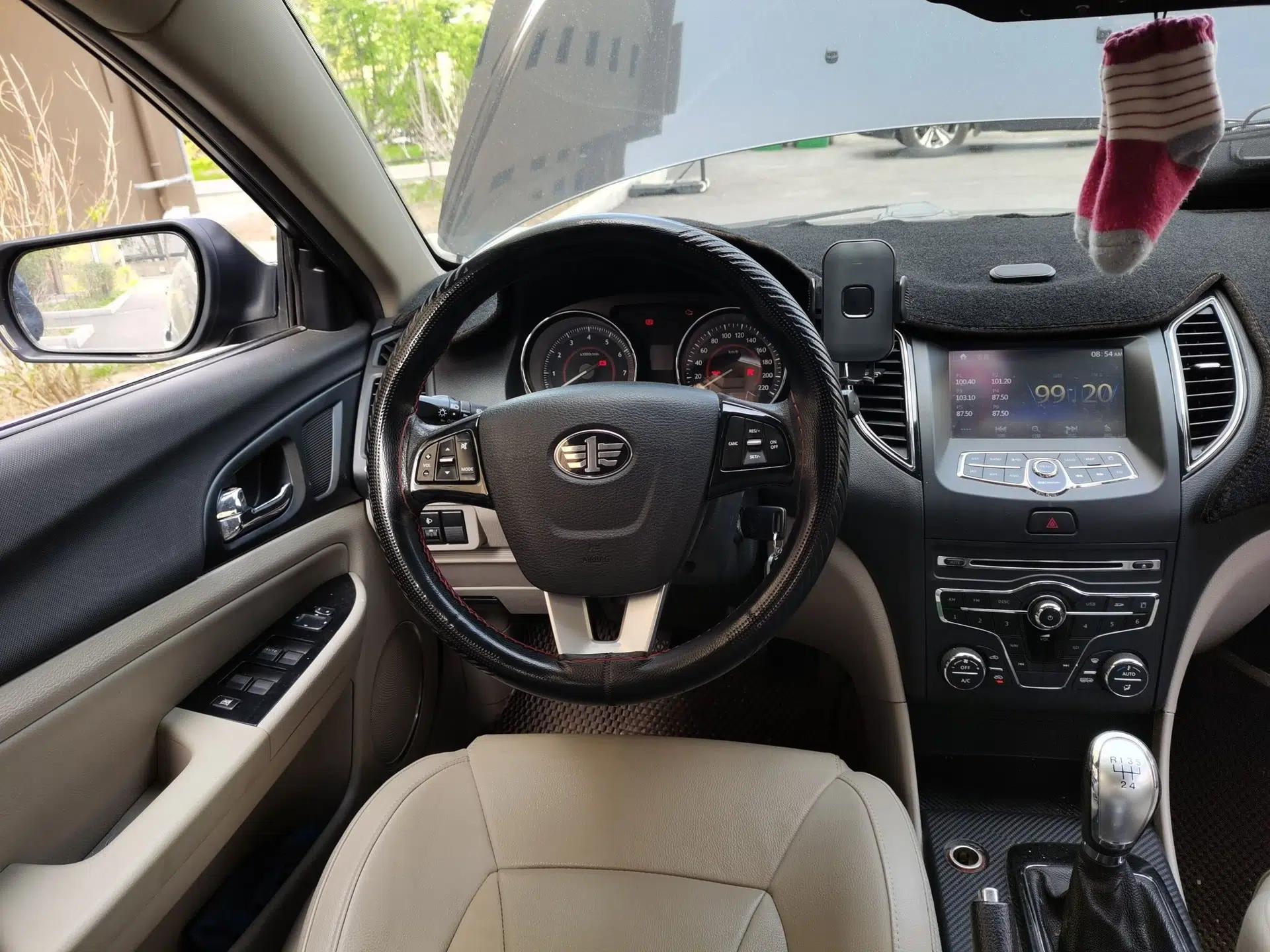 Bestune B50 2013 1.6L Manual Prestige Edition — миниатюра 11