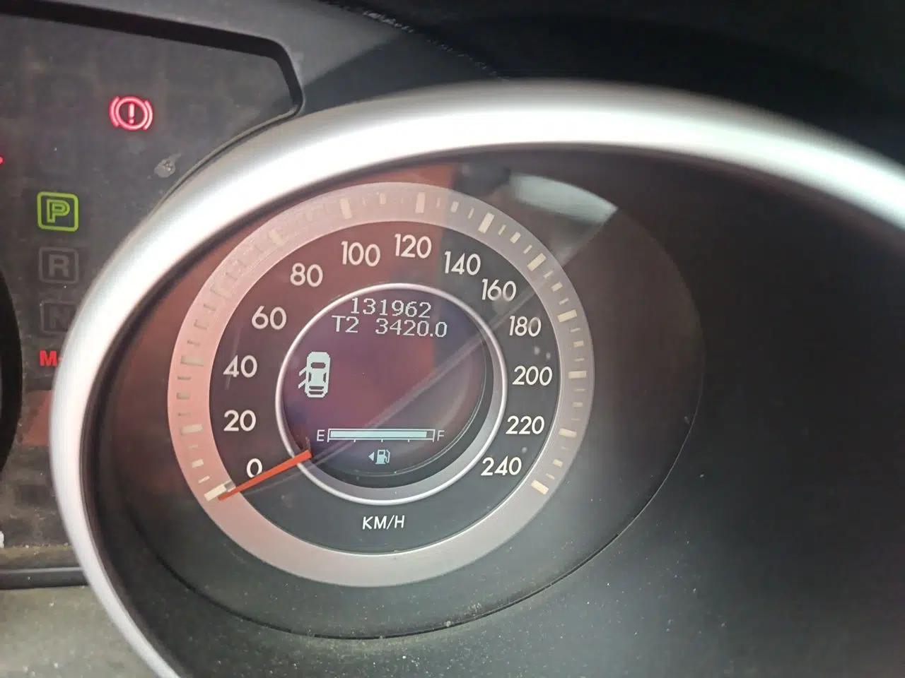 Bestune X80 2015 2.0L Automatic Comfort Anniversary Edition — миниатюра 13