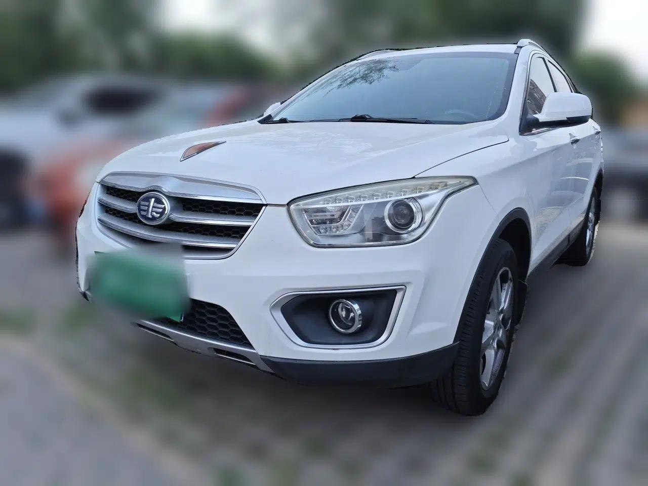 Bestune X80 2013 2.0L automatic comfort version — миниатюра 1