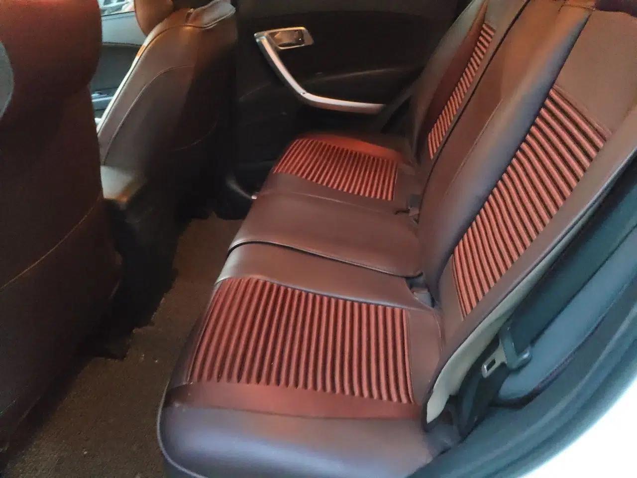 Bestune X80 2013 2.0L automatic comfort version — миниатюра 18