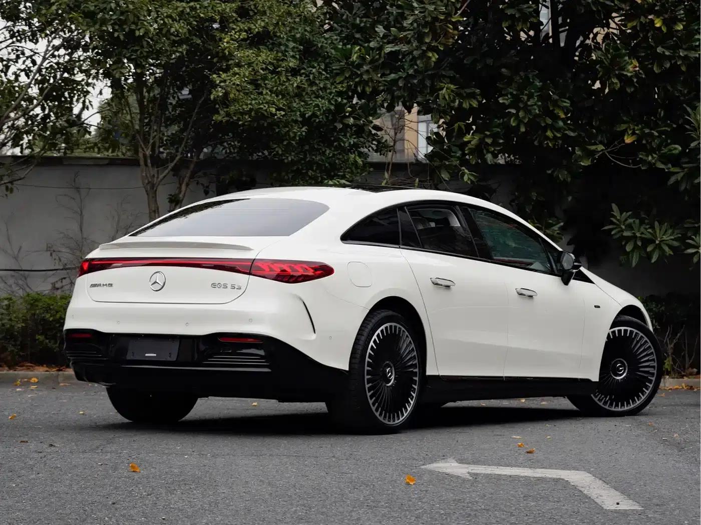 2022 Mercedes-Benz EQS AMG 53 4MATIC+ — миниатюра 4