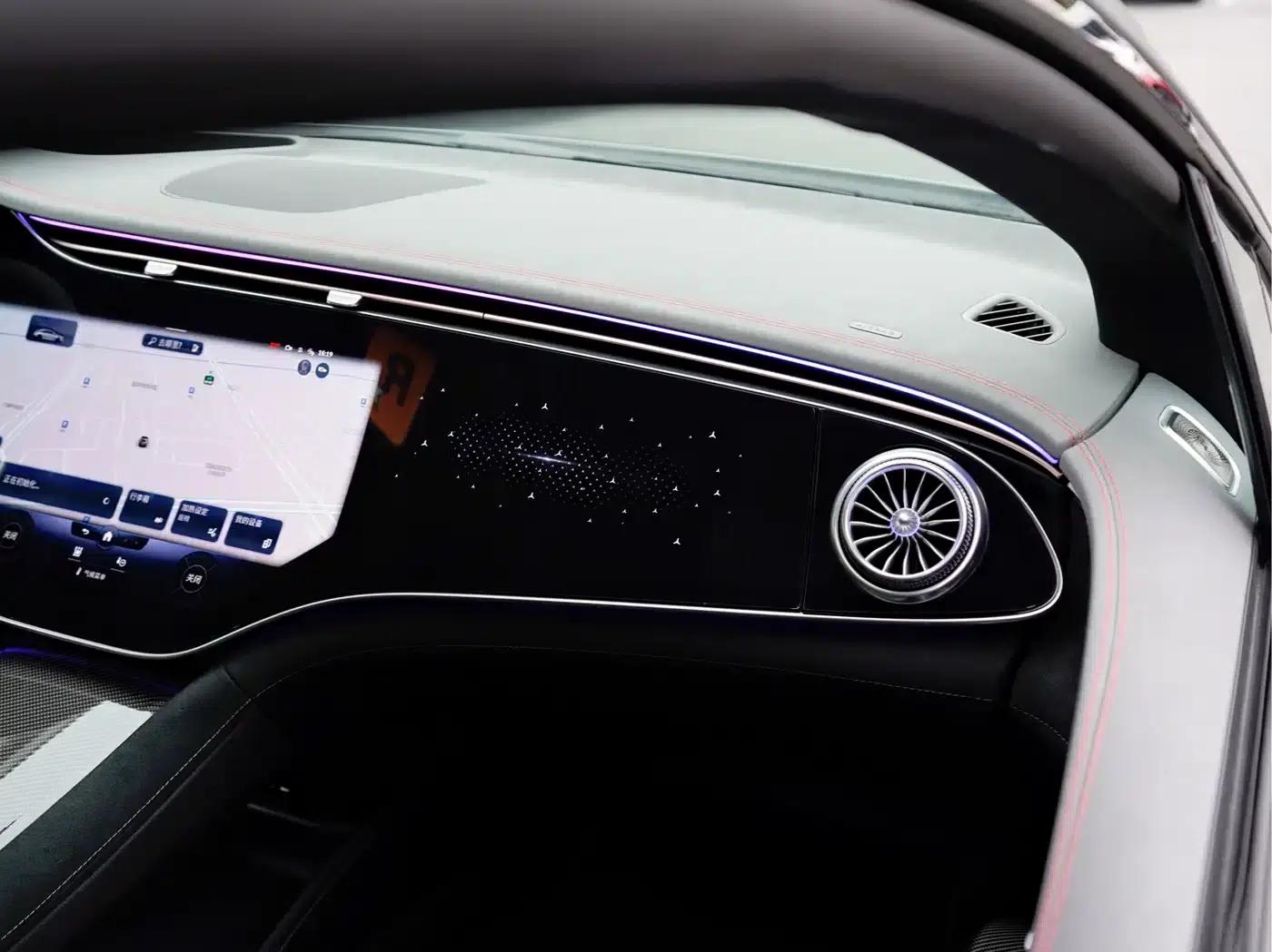 2022 Mercedes-Benz EQS AMG 53 4MATIC+ — миниатюра 18