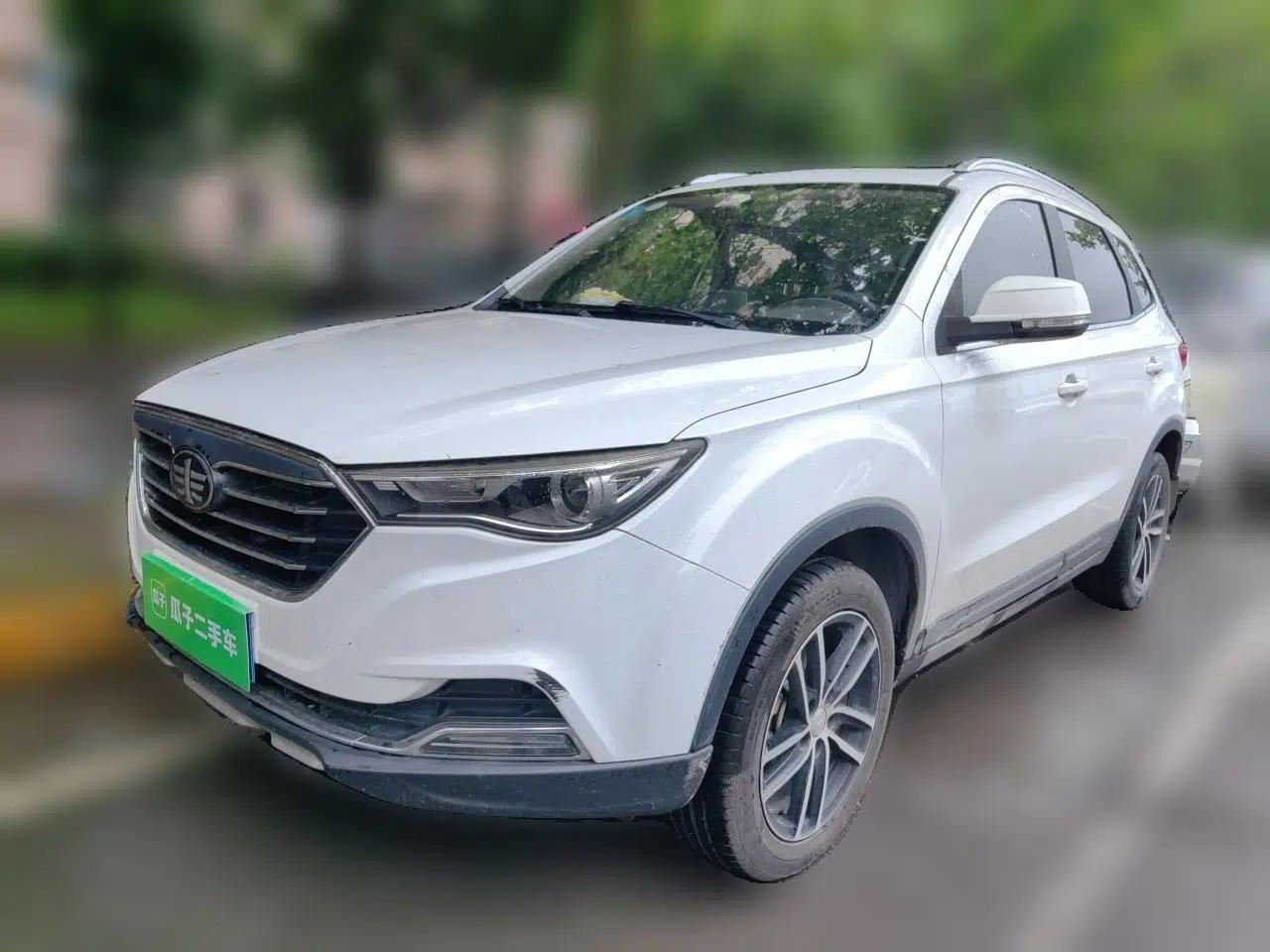 Bestune X40 2017 1.6L Manual Luxury Edition — миниатюра 1