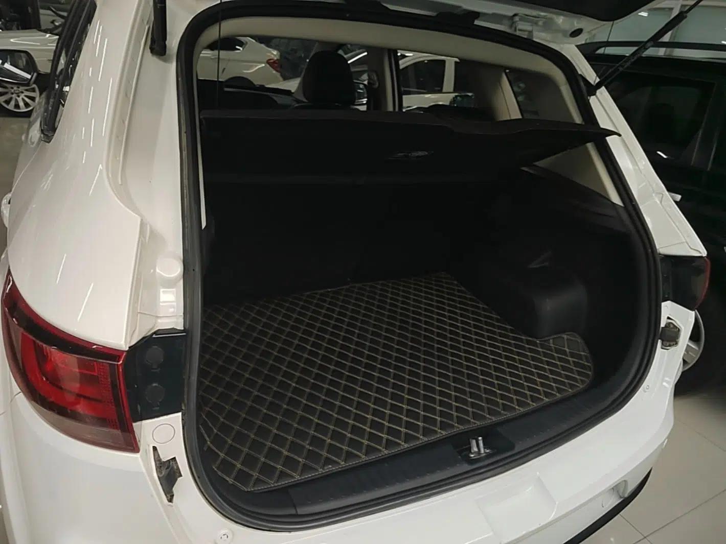 Bestune X40 2019 1.6L Automatic Luxury Edition China VI — миниатюра 22