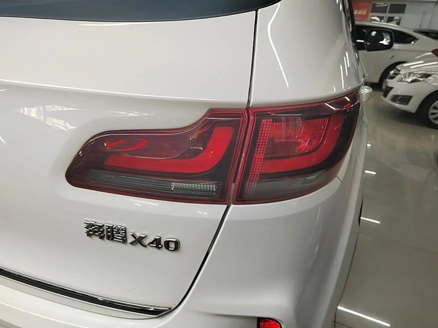 Bestune X40 2019 1.6L Automatic Luxury Edition China VI — миниатюра 7