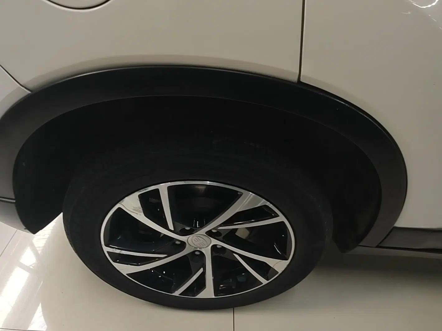 Bestune X40 2019 1.6L Automatic Luxury Edition China VI — миниатюра 10