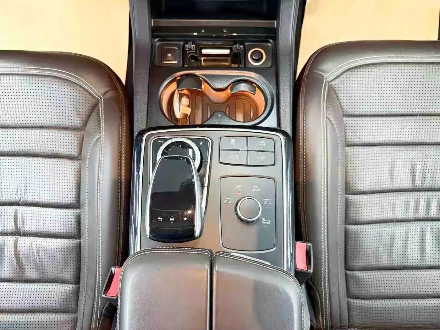 2017 Mercedes-Benz GLS AMG 63 4MATIC — миниатюра 17