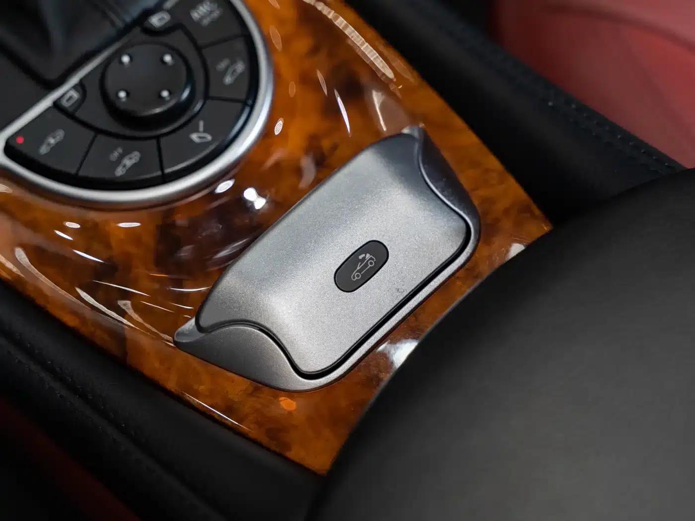 Mercedes-Benz SL-Class 2008 SL 500 — миниатюра 20