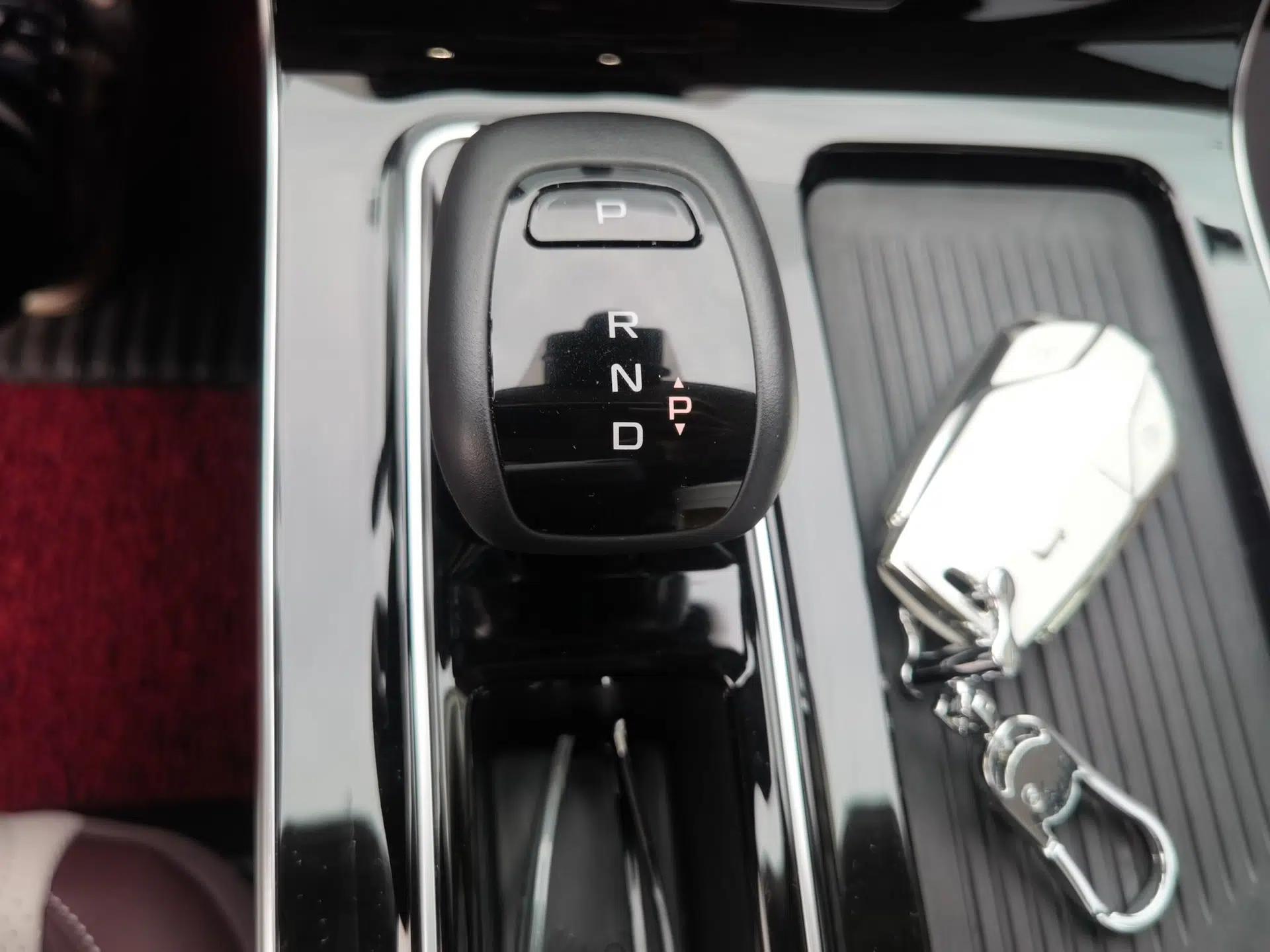 Bestune T90 2023 2.0T Automatic Flagship Edition — миниатюра 15