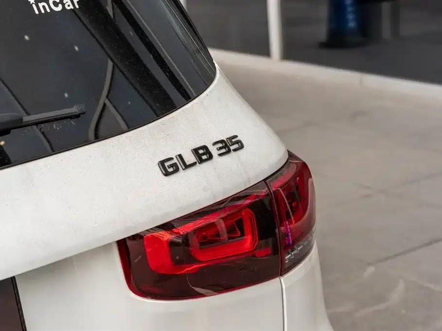 2021 Mercedes-Benz GLB AMG 35 4MATIC — миниатюра 12