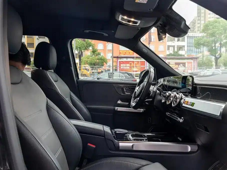 2021 Mercedes-Benz GLB AMG 35 4MATIC — миниатюра 17