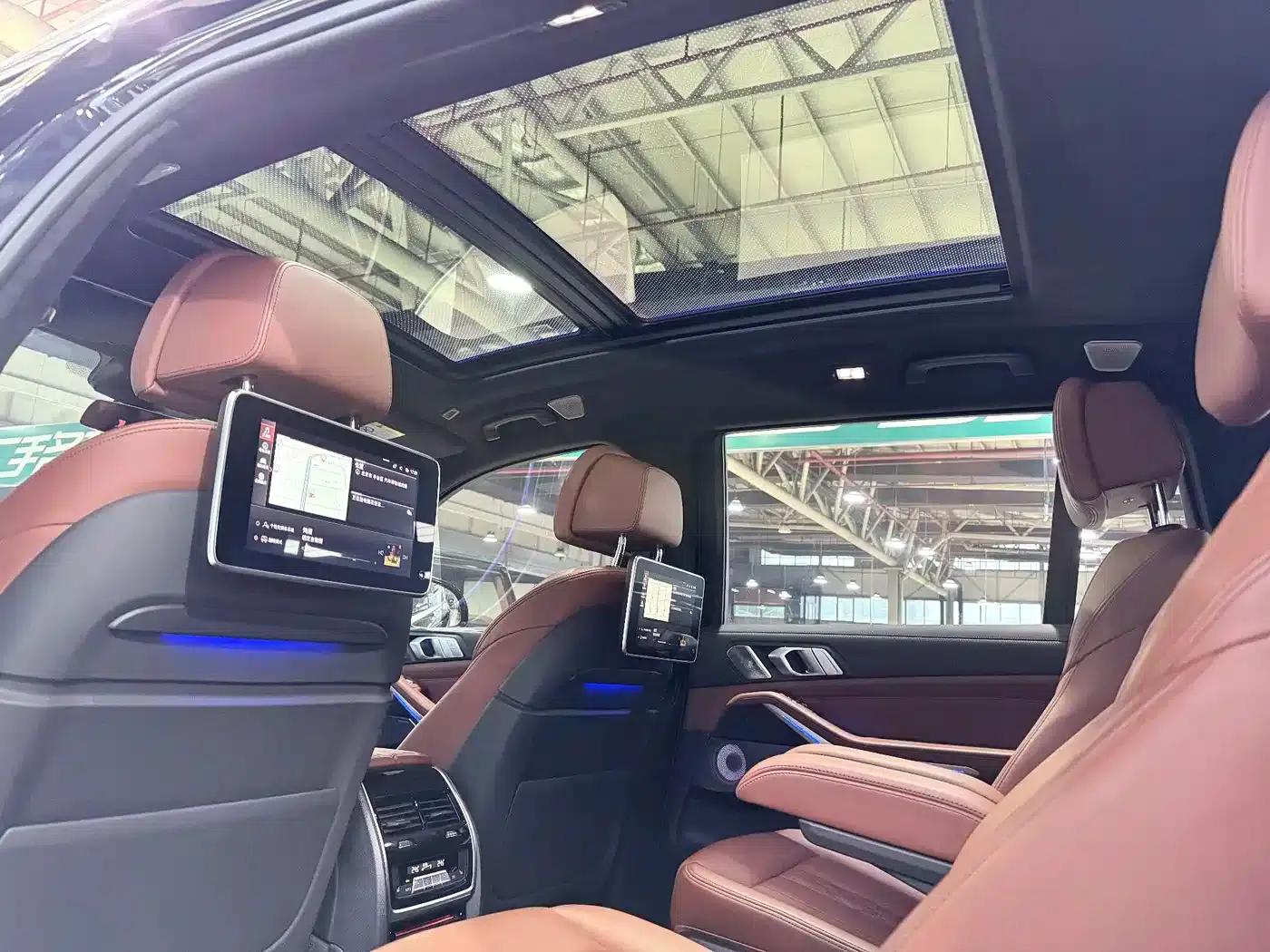2019 BMW X7 xDrive40i Executive M Sport Package — миниатюра 12