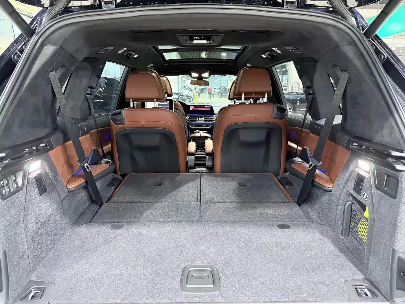 2019 BMW X7 xDrive40i Executive M Sport Package — миниатюра 16