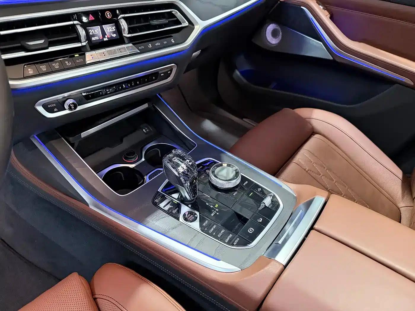 2019 BMW X7 xDrive40i Executive M Sport Package — миниатюра 7