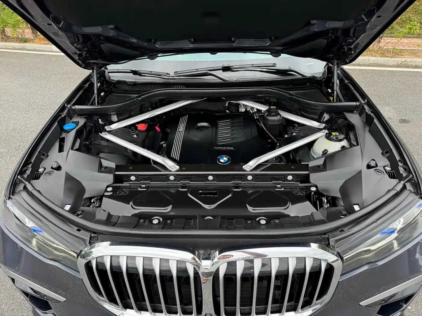 2021 BMW X7 xDrive40i Executive M Sport Package — миниатюра 11